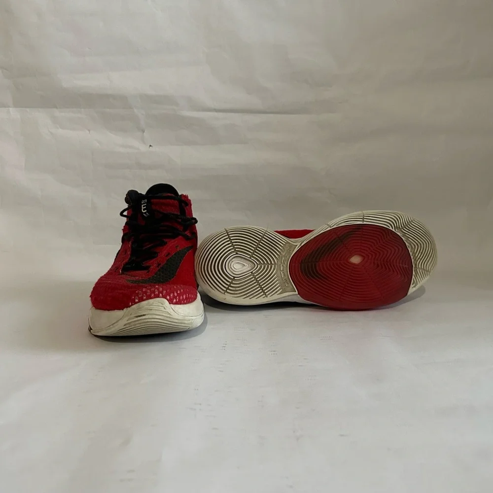 Nike Zoom Rize Men’s Red Athletic Shoes